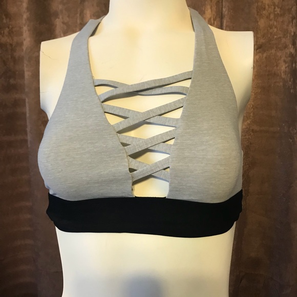 PINK Victoria's Secret Other - VS PINK Ultimate Strappy Bralette